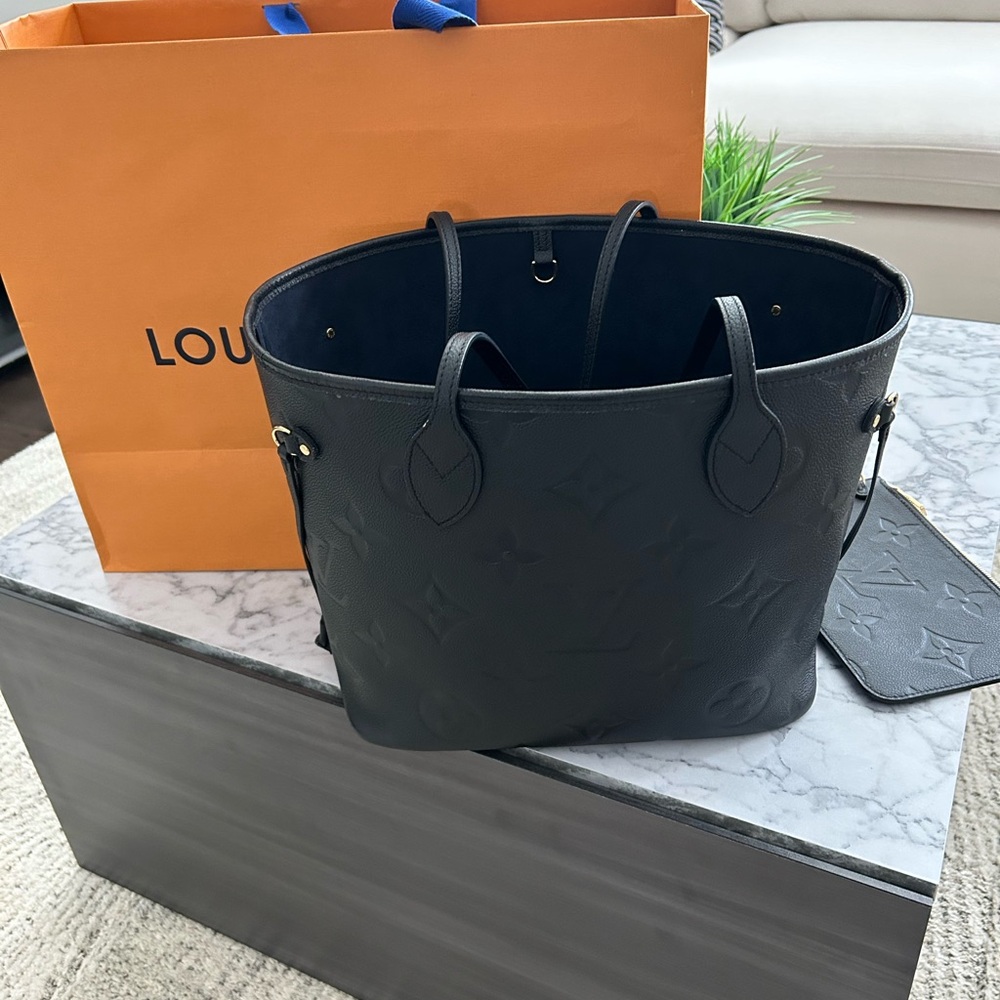 Louis Vitton Neverfull MM Black